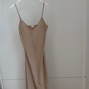 Wilfred Tan Midi Dress